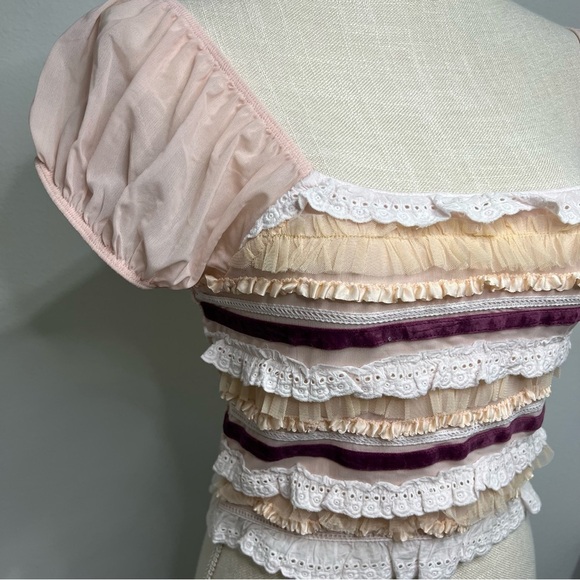 Urban Outfitters NWT Puff Sleeve Ruffle Crop Top Cottagecore Boho Romantic Sz S - Picture 3 of 6